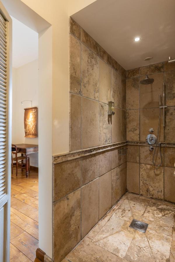 나르본 Waya A Domaine Saint Domingue B&B 외부 사진