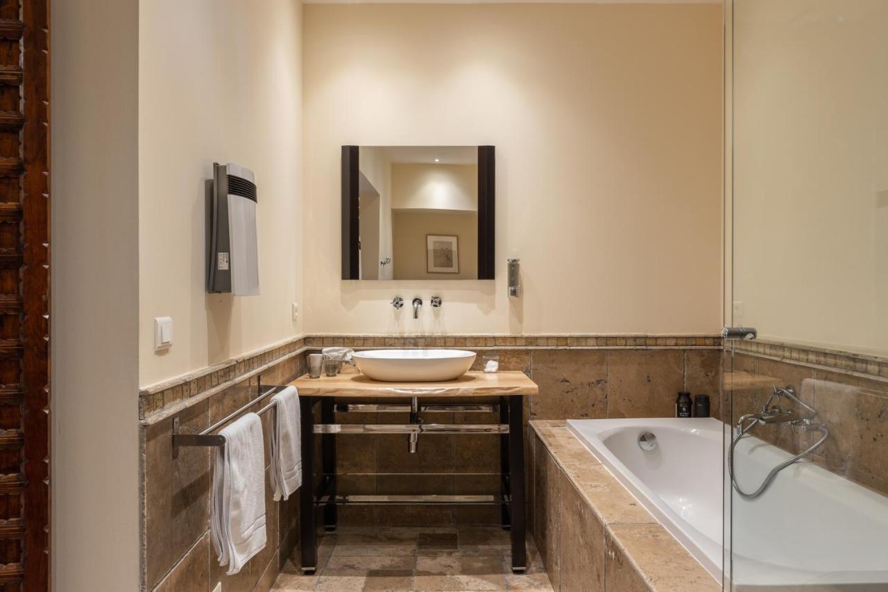 나르본 Waya A Domaine Saint Domingue B&B 외부 사진