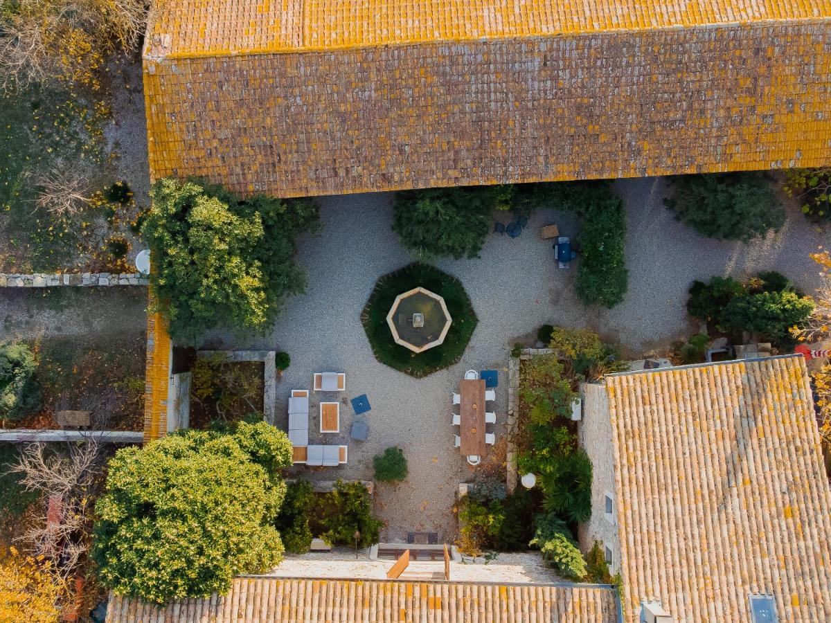 나르본 Waya A Domaine Saint Domingue B&B 외부 사진